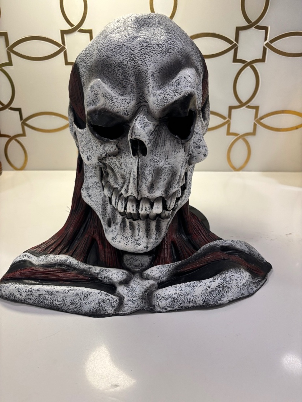 Scary Skeleton Skull Mask With Nasty Cowl Of Muscles And Bone Halloween Costume